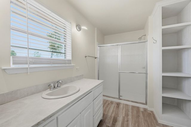 400 E Murdock Street, Collinsville, TX 76233