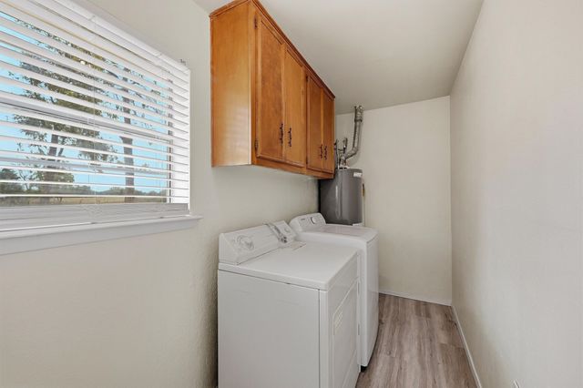 400 E Murdock Street, Collinsville, TX 76233
