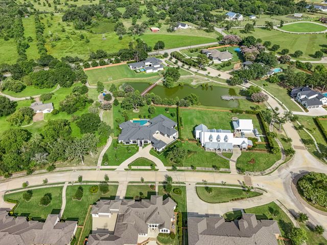 51 James Estates Drive, Fulshear, TX 77441