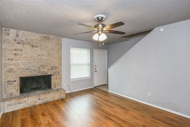2017 Paisley Drive A, Arlington, TX 76015