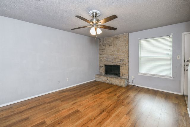 2017 Paisley Drive A, Arlington, TX 76015
