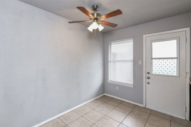 2017 Paisley Drive A, Arlington, TX 76015