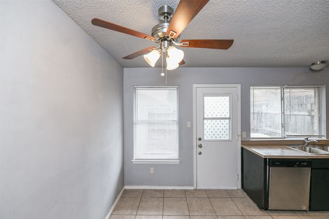 2017 Paisley Drive A, Arlington, TX 76015