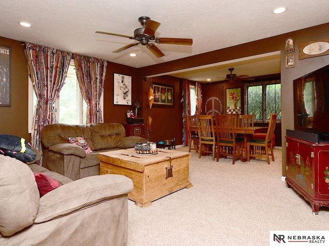 5931 Whitmore Street, Omaha, NE 68152