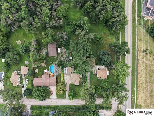 5931 Whitmore Street, Omaha, NE 68152