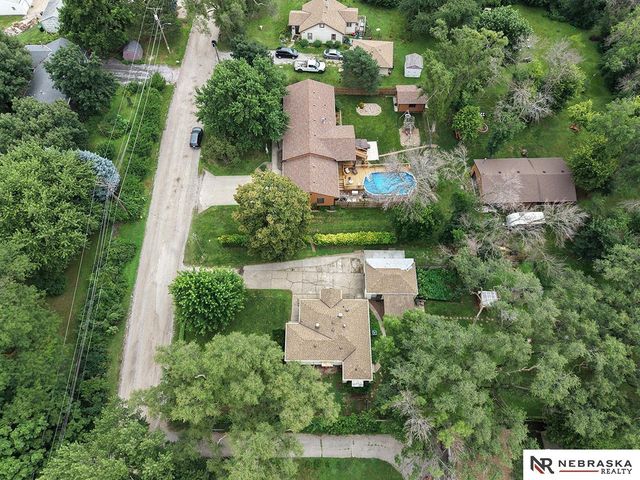 5931 Whitmore Street, Omaha, NE 68152