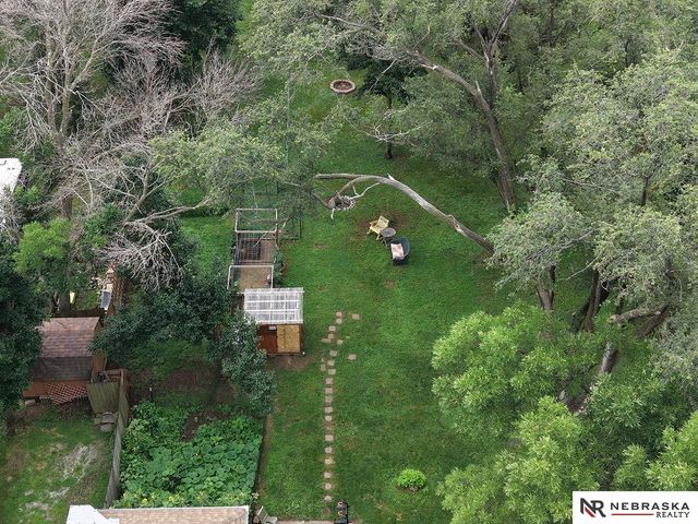 5931 Whitmore Street, Omaha, NE 68152