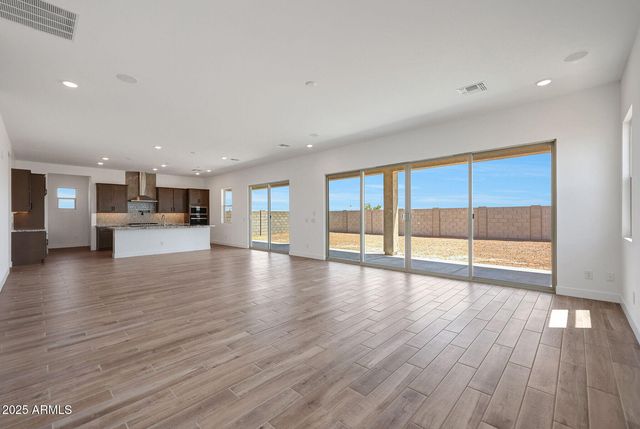 14833 W LARIAT Lane, Surprise, AZ 85387