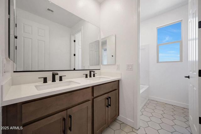 14833 W LARIAT Lane, Surprise, AZ 85387