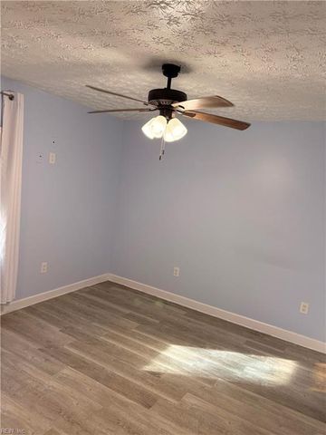 1530 Morgan DR, Hampton, VA 23663