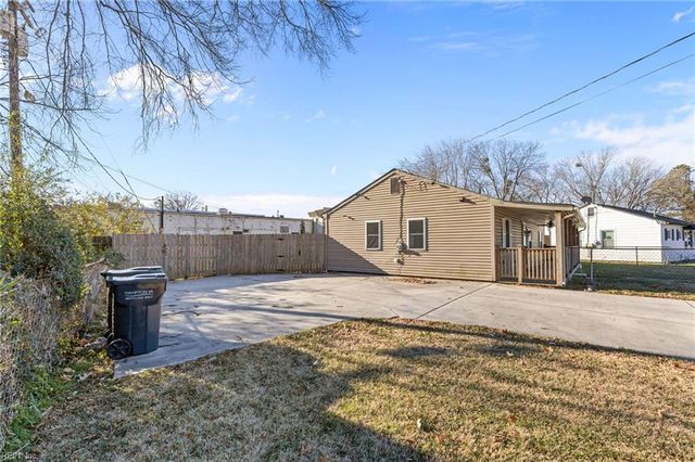 1530 Morgan DR, Hampton, VA 23663