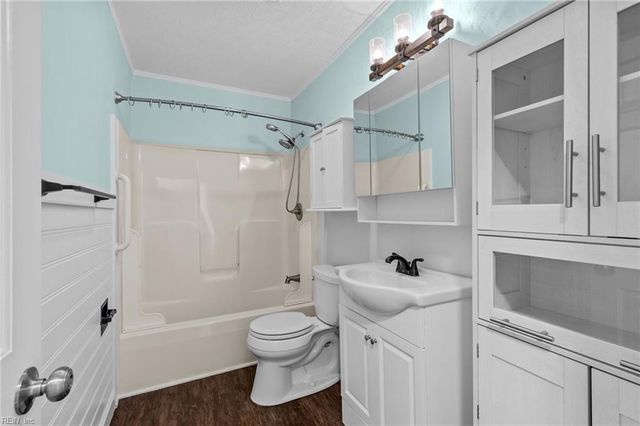 1530 Morgan DR, Hampton, VA 23663