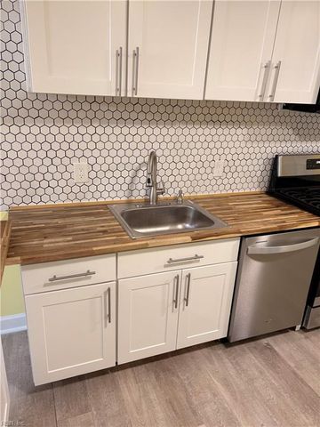 1530 Morgan DR, Hampton, VA 23663