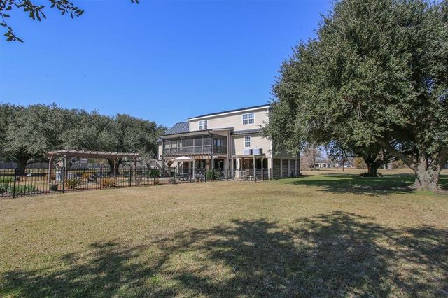 118 Briar Lane, Lake Charles, LA 70607