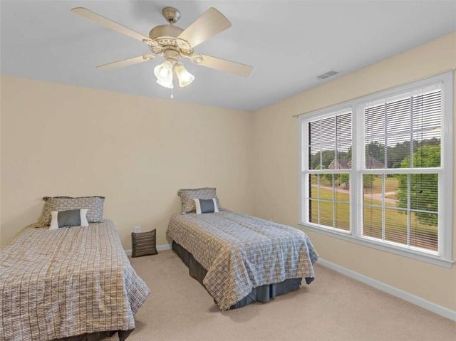 1302 Chester Place, Mcdonough, GA 30252