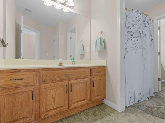 1302 Chester Place, Mcdonough, GA 30252