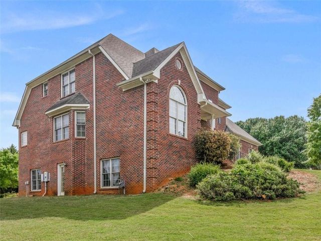 1302 Chester Place, Mcdonough, GA 30252