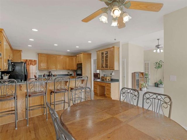 1302 Chester Place, Mcdonough, GA 30252