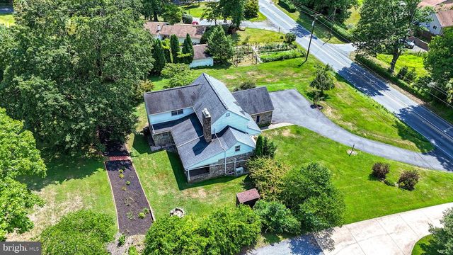 2 BINGAMAN RD, Reading, PA 19606