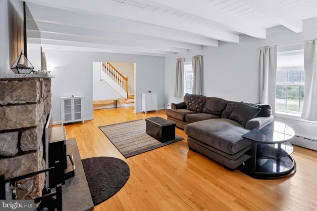 2 BINGAMAN RD, Reading, PA 19606
