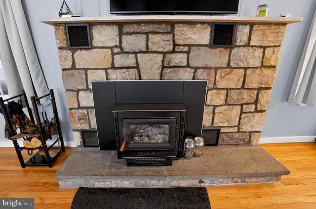 2 BINGAMAN RD, Reading, PA 19606