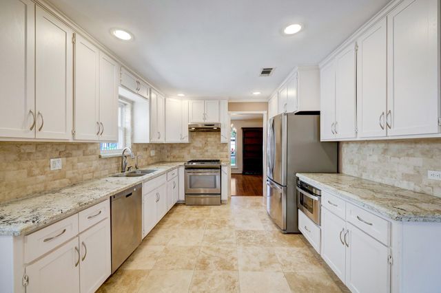 14527 Kellywood Lane, Houston, TX 77079