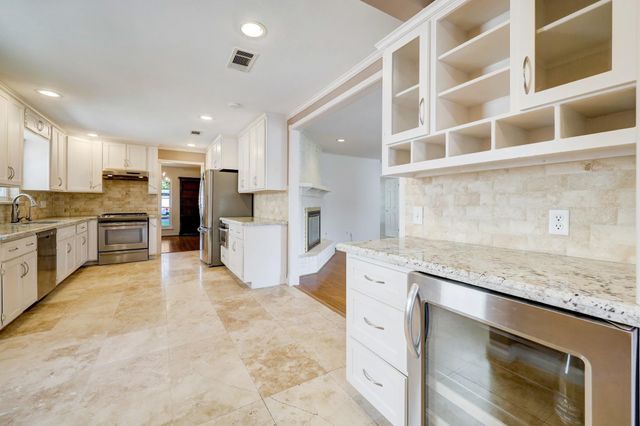 14527 Kellywood Lane, Houston, TX 77079