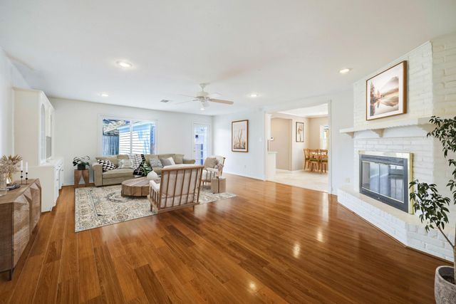 14527 Kellywood Lane, Houston, TX 77079