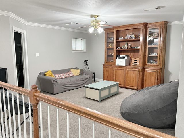 105 Thyme Trail, Lake Jackson, TX 77566