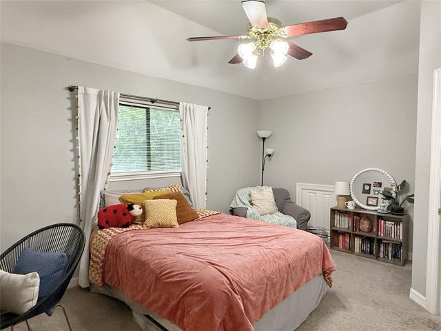 105 Thyme Trail, Lake Jackson, TX 77566