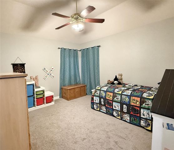 105 Thyme Trail, Lake Jackson, TX 77566