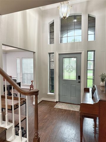 105 Thyme Trail, Lake Jackson, TX 77566