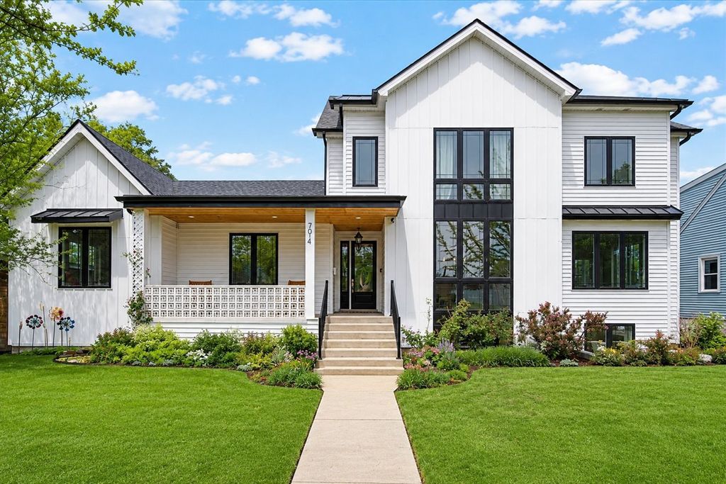 7014 Church Street, Morton Grove, IL 60053