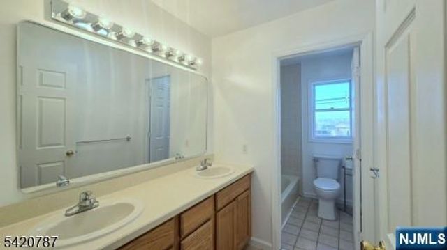 360 Broad Street 2, Carlstadt, NJ 07072