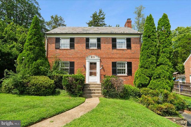 9422 LOCUST HILL RD, Bethesda, MD 20814