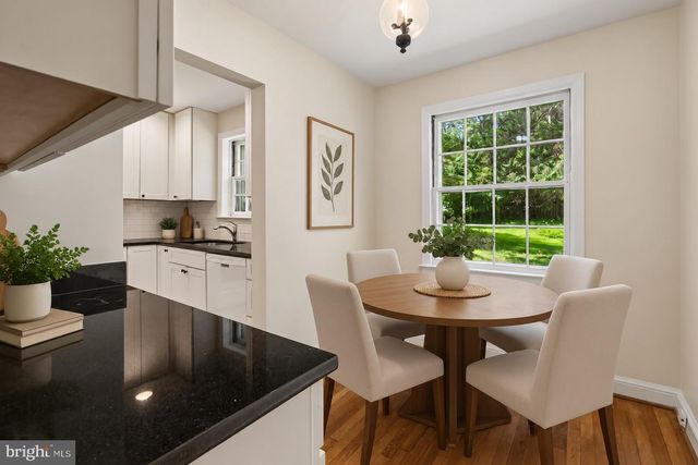 9422 LOCUST HILL RD, Bethesda, MD 20814