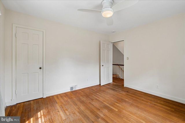 9422 LOCUST HILL RD, Bethesda, MD 20814