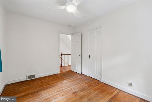 9422 LOCUST HILL RD, Bethesda, MD 20814