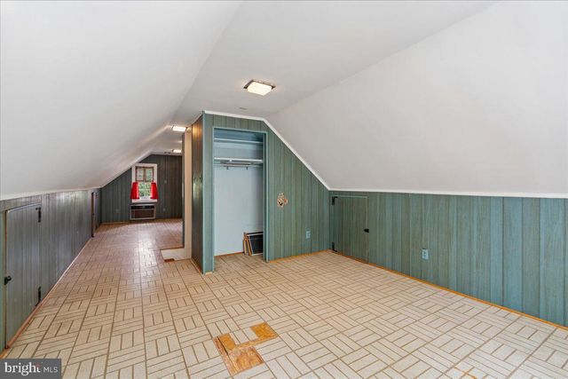 9422 LOCUST HILL RD, Bethesda, MD 20814
