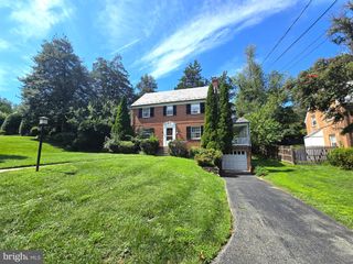 9422 LOCUST HILL RD, Bethesda, MD 20814