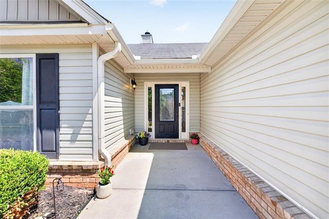 558 River Mist Circle, Jefferson, GA 30549