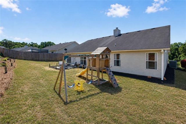 558 River Mist Circle, Jefferson, GA 30549