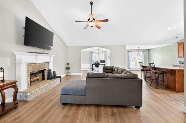 558 River Mist Circle, Jefferson, GA 30549