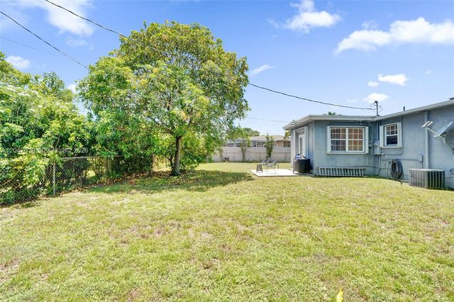 6610 SW 20th Ct, Miramar, FL 33023