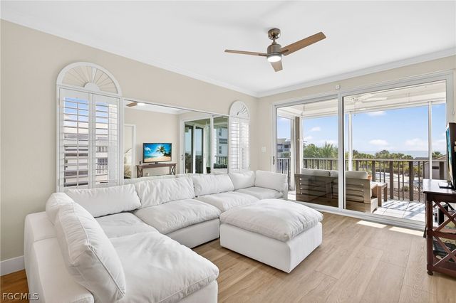 255 Periwinkle WAY 7-A, Sanibel, FL 33957