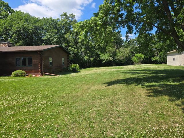 830 W Church Street, Belle Plaine, MN 56011