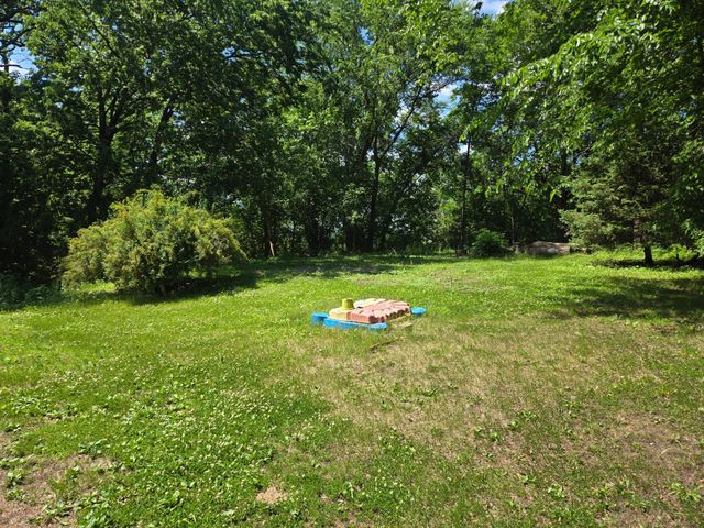 830 W Church Street, Belle Plaine, MN 56011