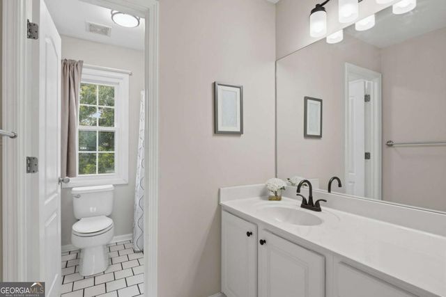 8205 Applewood Court, Gainesville, GA 30506
