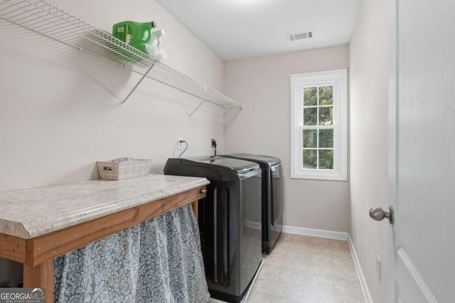 8205 Applewood Court, Gainesville, GA 30506