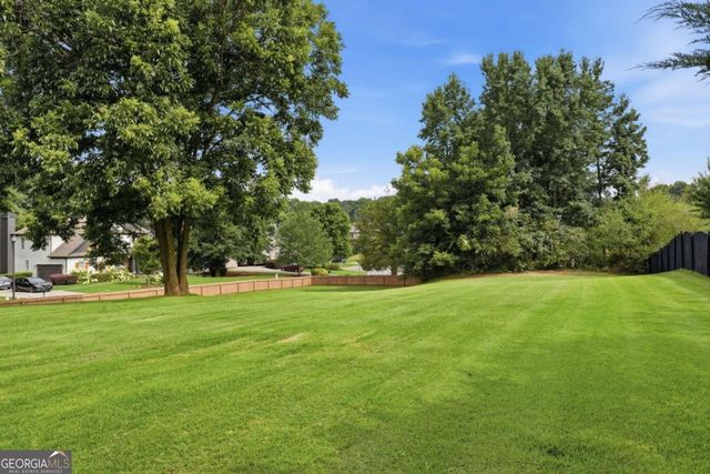 8205 Applewood Court, Gainesville, GA 30506